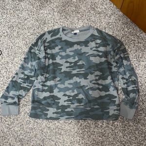 camo crew neck